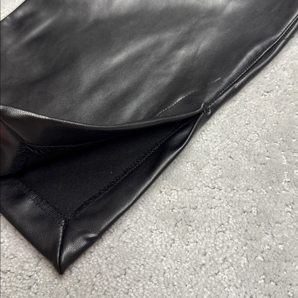 Abercrombie & Fitch Black Leather Pants 90s Straight Curve Love Ultra High Rise - Picture 6 of 6